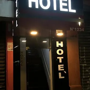 Popular Mariana Hotel Cápsula